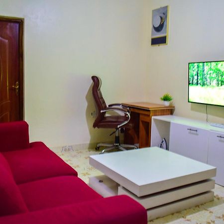 Linet'S Apartment Ньєрі Екстер'єр фото